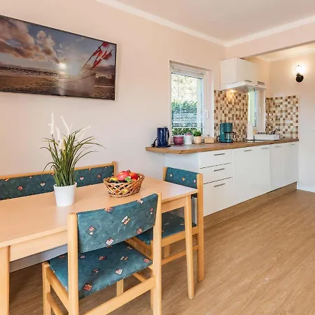 An Den Beiden Krebsseen - Ferienhaeuser-wohnungen * Heringsdorf (Usedom)